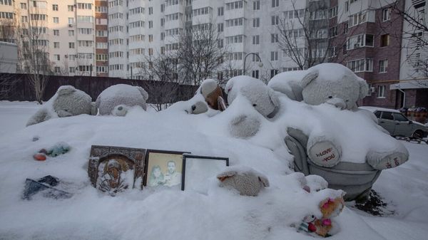 Near the front line, Russians are growing tired of war image