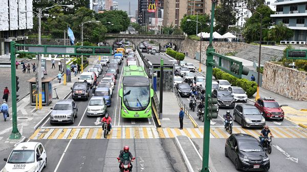 Central America&rsquo;s biggest city is eternally snarled with traffic image