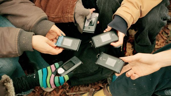 Addicted to your phone? Try &ldquo;bricking&rdquo; it image