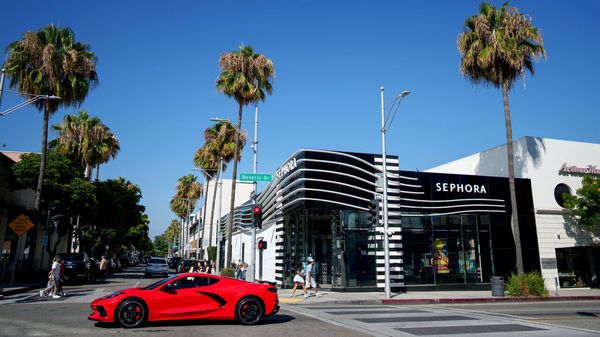 A 5% wealth tax would drive billionaires out of California image