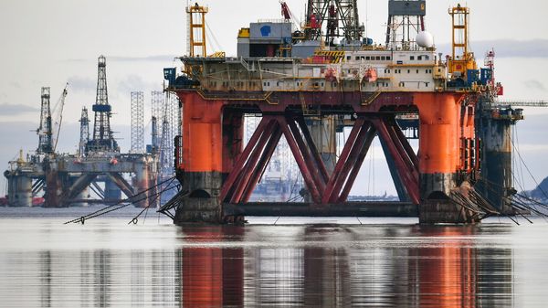 The collapse of Britain’s oil-and-gas industry image