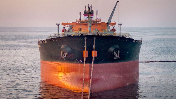 America’s foes see opportunity in Asia’s oil shock image